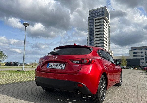 Mazda 3 cena 53990 przebieg: 106116, rok produkcji 2017 z Rumia małe 704